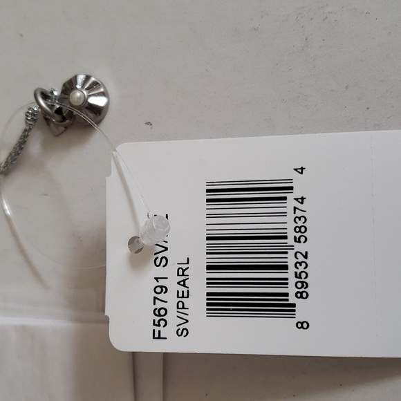 COACH PEARL CHARM - Picture 8 of 8